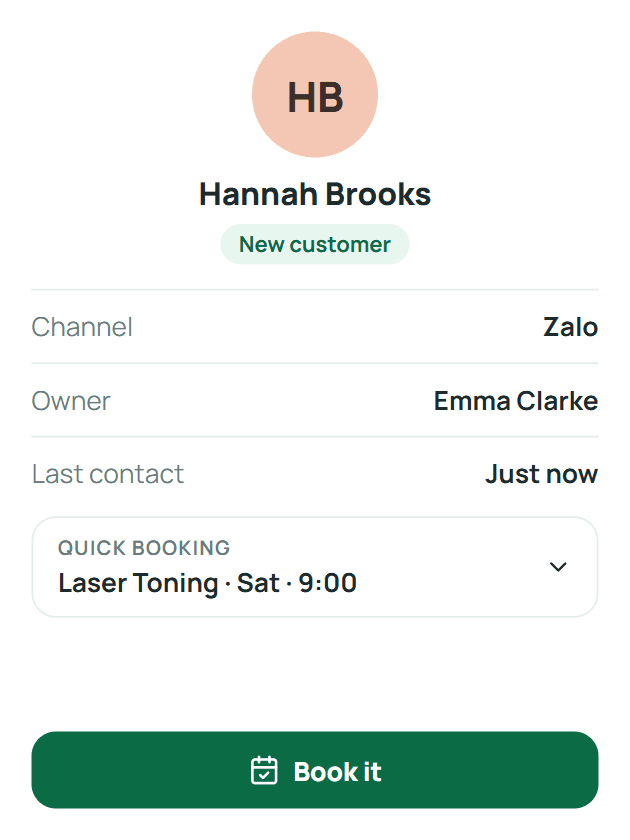 Customer record and quick booking beside the chat